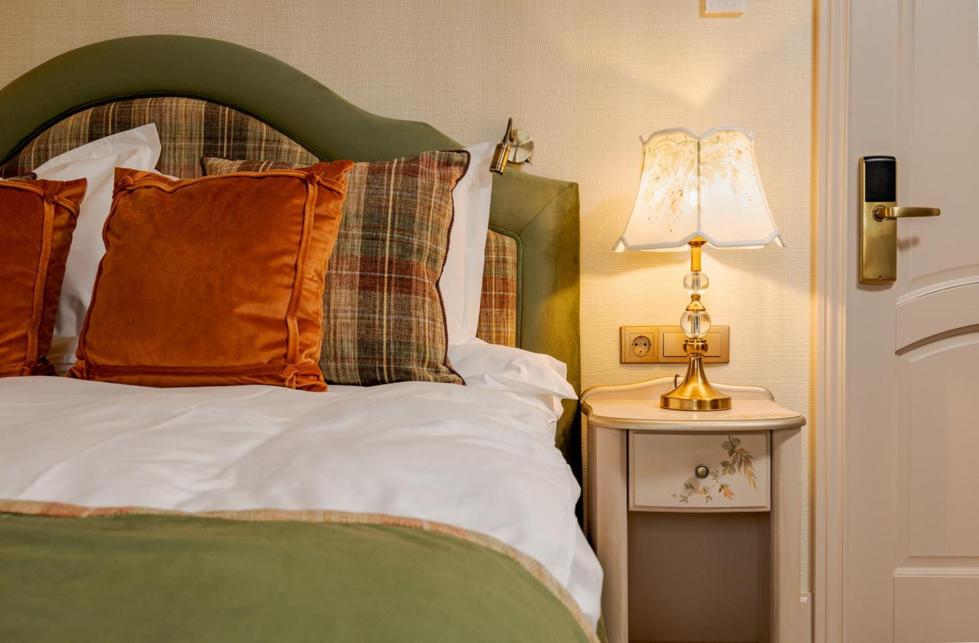 Chitorani Casa Timis - Wellness & Spa Resort מראה חיצוני תמונה A room at the hotel